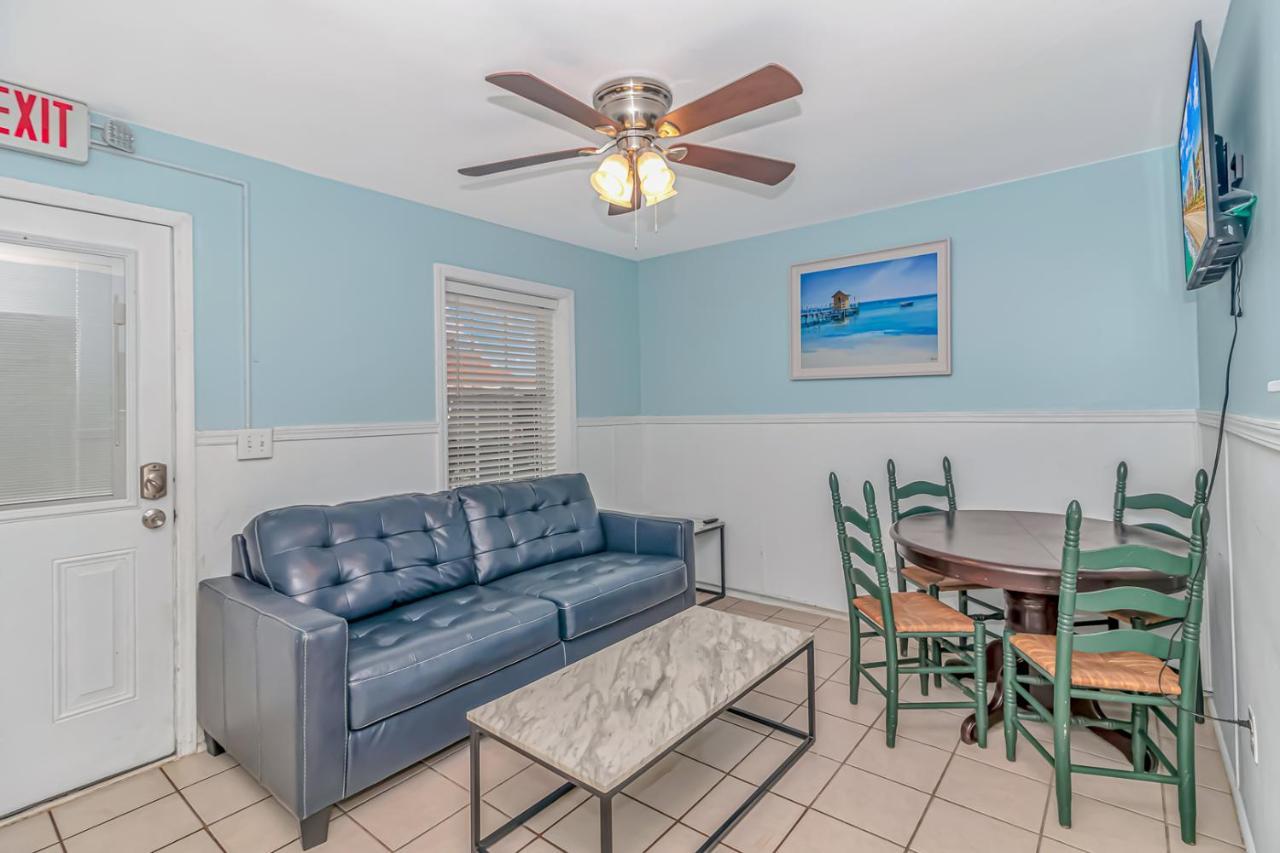 125 Atlantic Avenue Unit E - Pet Friendly! Walk To The Beach And Pier!1Br -1Ba - Sleeps 2-4 Guests! 默特尔比奇 外观 照片